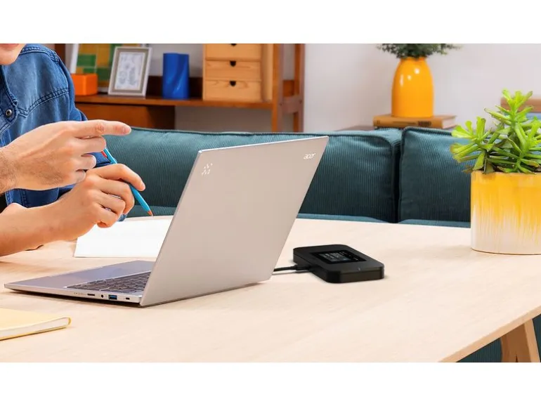 Acer 5G Router Connect M4D