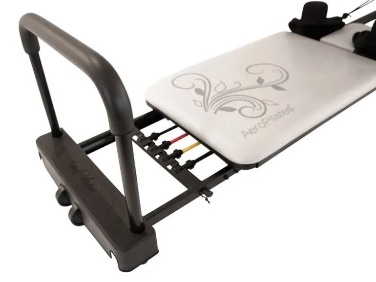 Aero Pilates Reformer 435 Plus mit ausgestellter Fussstange Grau