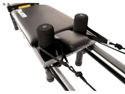 Aero Pilates Reformer Stand Schwarz, Stahl