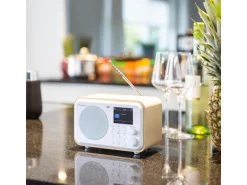 Audizio DAB+ Radio Milan Weiss