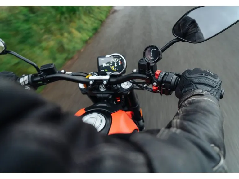 Beeline Moto II Metal Edition Schwarz