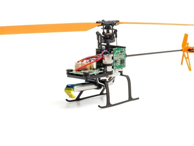 BLADE Helikopter Revolution 90 FP SAFE RTF, AS3X