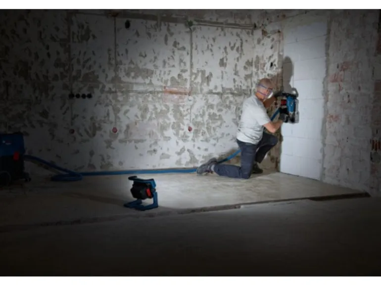 Bosch Professional Akku-LED-Scheinwerfer PRO GLI18 V-5000
