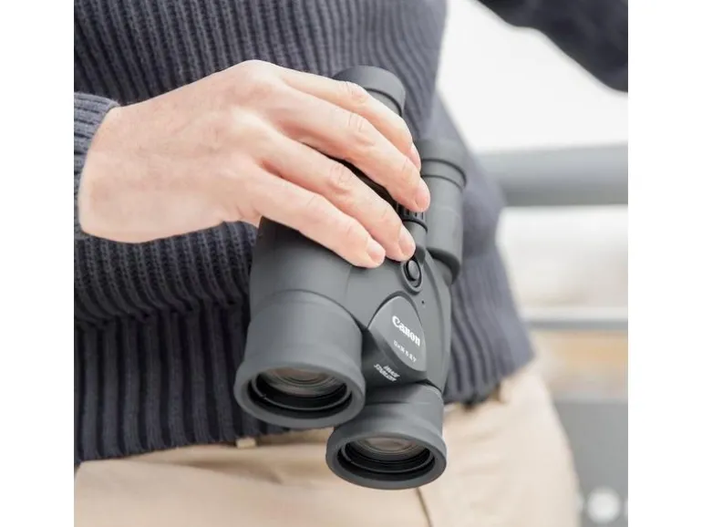 Canon Fernglas 12x36 IS III