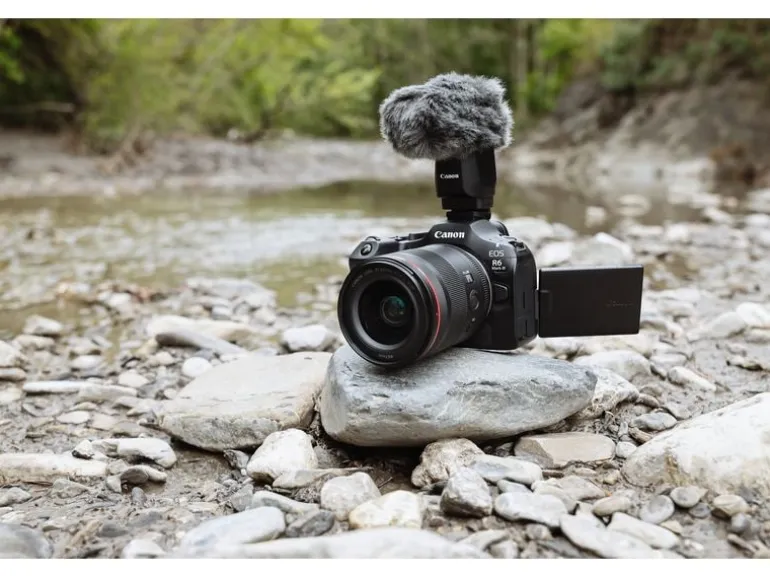 Canon Fotokamera EOS R6 Mark III