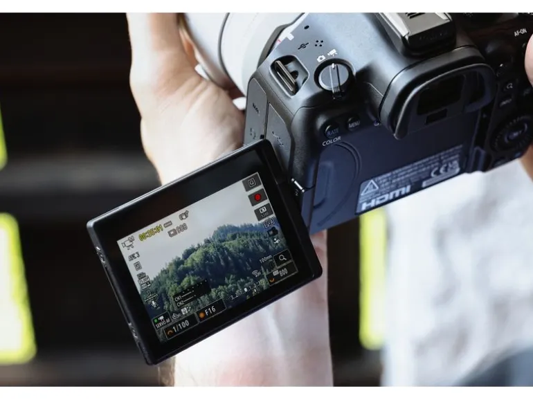 Canon Fotokamera EOS R6 Mark III