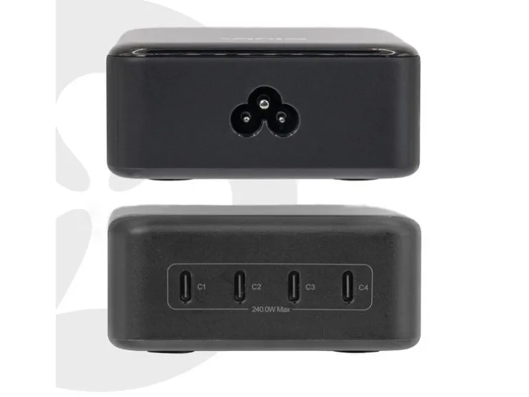 Club 3D CAC-1933 USB-C 240 W GaN 4-Port Universal Schwarz