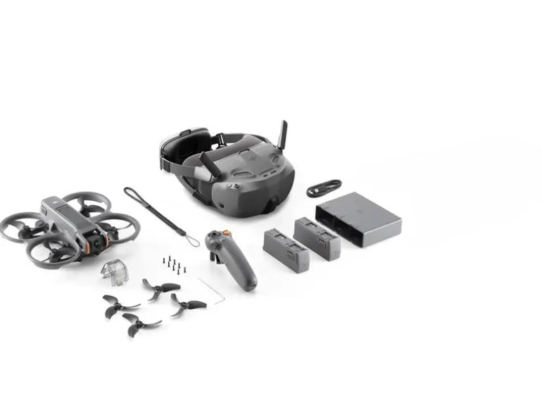 DJI Multikopter Avata 2 Fly Smart Combo Drei Akkus (C1 | CE)