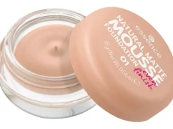 essence Foundation Natural Matte Mousse 01
