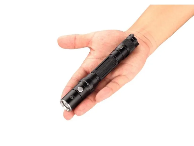 Fenix Taschenlampe LD22 V2.0
