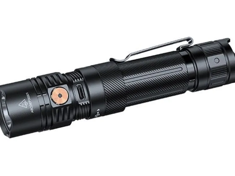 Fenix Taschenlampe PD36R ACE Aluminium 3000 lm schwarz