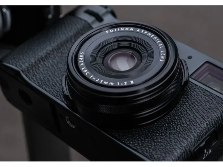 Fujifilm Fotokamera X100VI Schwarz