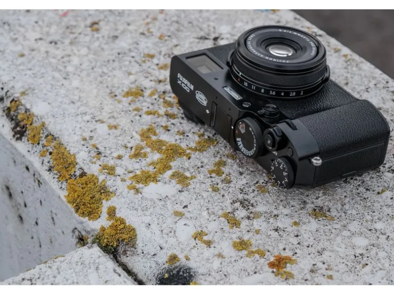 Fujifilm Fotokamera X100VI Schwarz