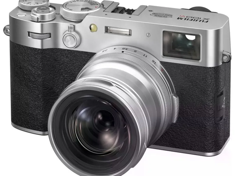 Fujifilm Fotokamera X100VI Silber