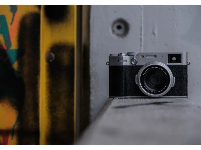 Fujifilm Fotokamera X100VI Silber