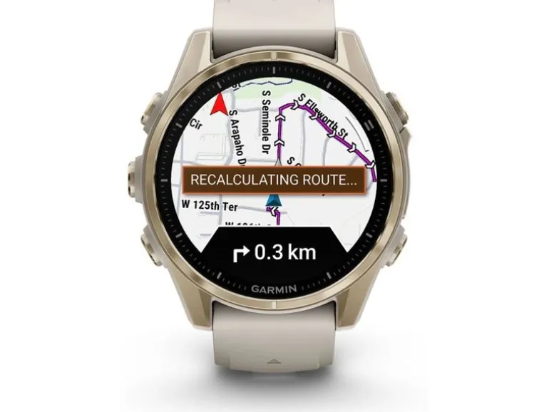 GARMIN Sportuhr Fenix 8 AMOLED Sapphire, 43 mm Beige