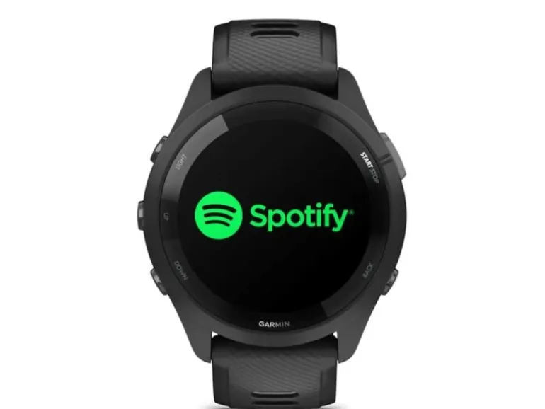 GARMIN Sportuhr Forerunner 265 Music Schwarz