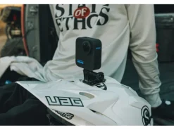 GoPro 360°-Videokamera MAX 360 + 128 GB SD