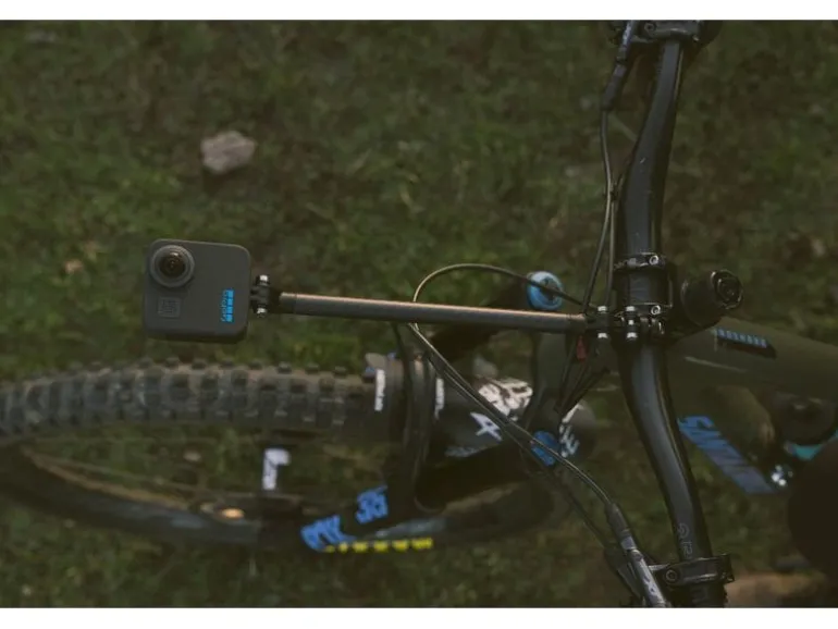 GoPro 360°-Videokamera MAX 360 + 128 GB SD