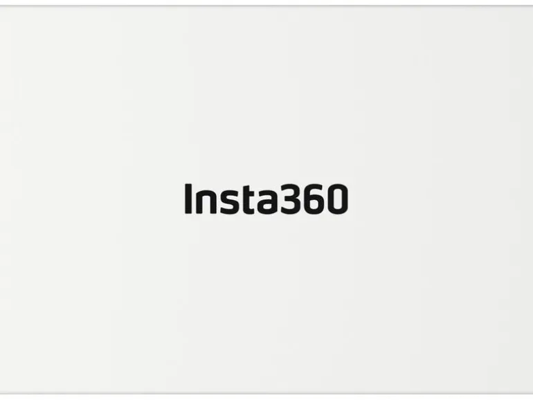 Insta360 Actionkamera Luna Ultra Creator Bundle Stellar White