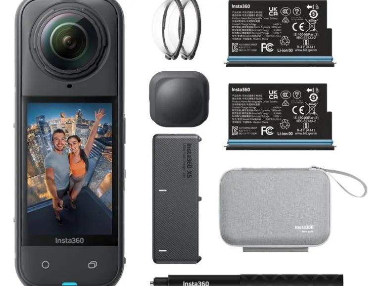Insta360 360°-Videokamera Actioncam X5 Essential Bundle