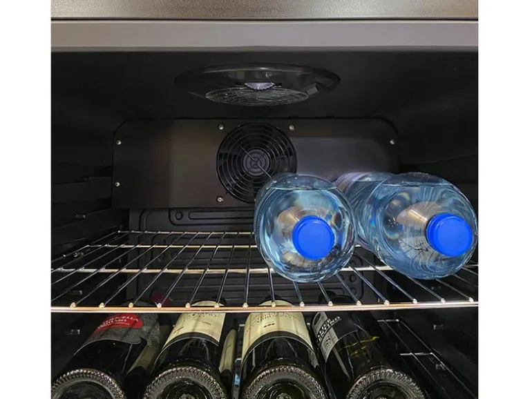Kibernetik Gewerbekühlschrank GK130L01 Rechts (wechselbar)