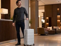 KOOR Reisekoffer Aluminium 63 L, Silber