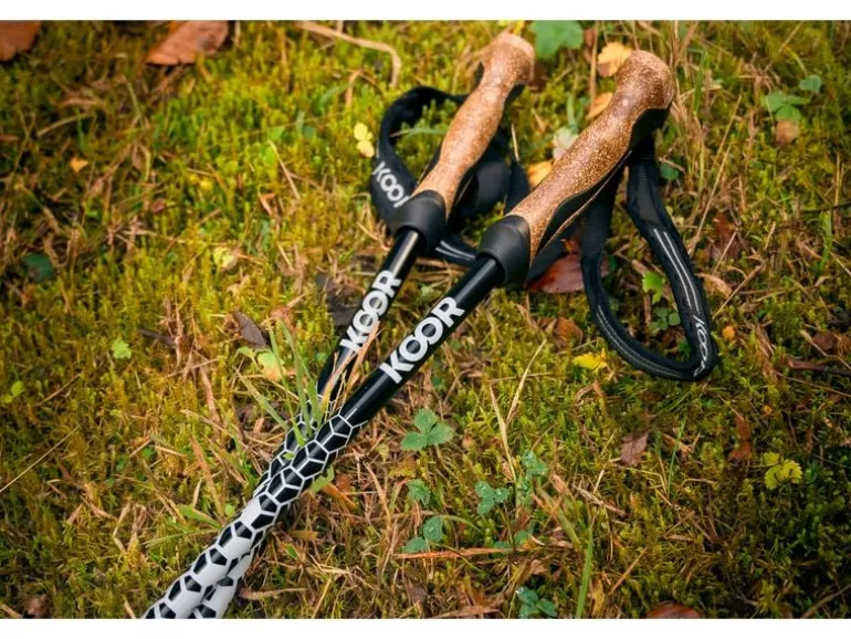 KOOR Wanderstock Aluminium Rivoola Kork Schwarz/Weiss