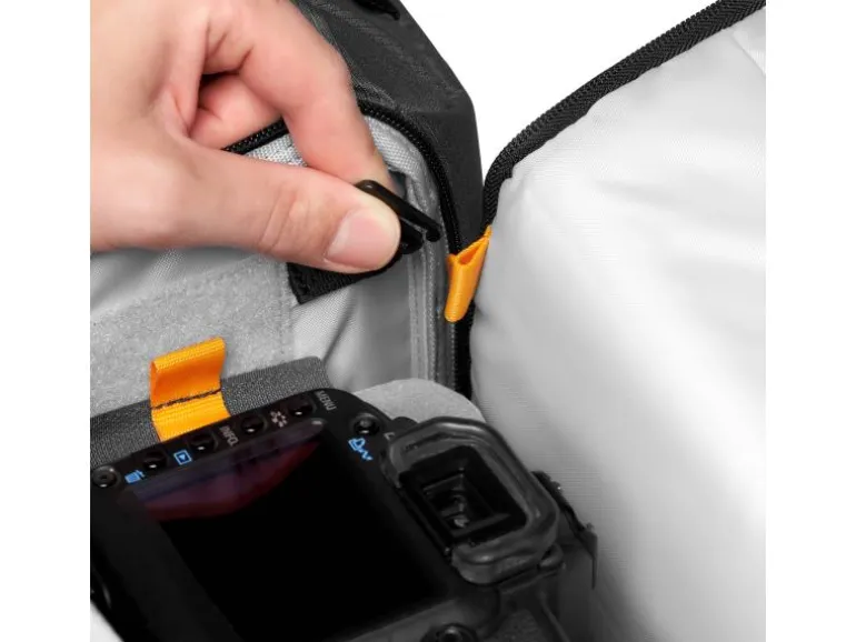 Lowepro Fotorucksack Fastpack PRO BP 250 AW III Grau