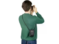 Lowepro Kamera-Tasche Adventura CS 20 III Schwarz