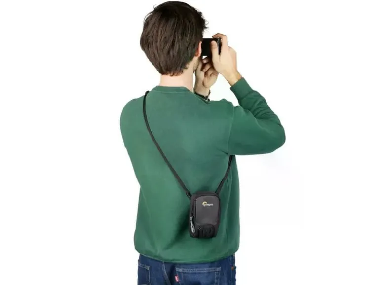 Lowepro Kamera-Tasche Adventura CS 20 III Schwarz