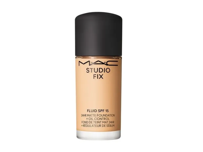 MAC Cosmetics Foundation Studio Fix Fluid SPF 15 NC15