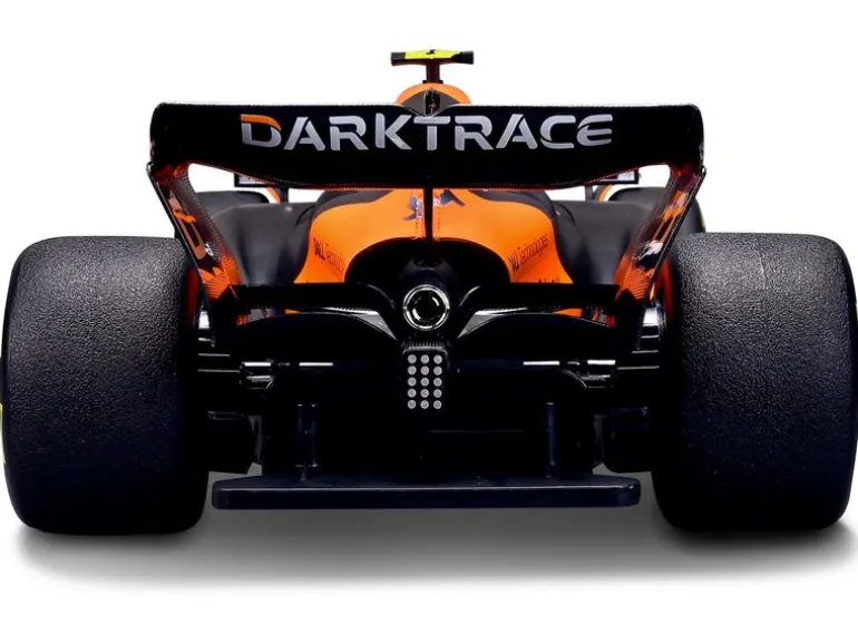 Maisto Maisto RC Formel 1 McLaren MCL38 1/10 L. Norris 1:10