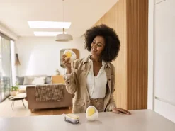 MEDELA Milchpumpe Freestyle Hands-free Elektrisch