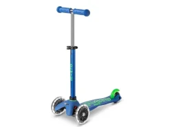 Micro Mobility Mini Micro Deluxe LED Crystal Blue