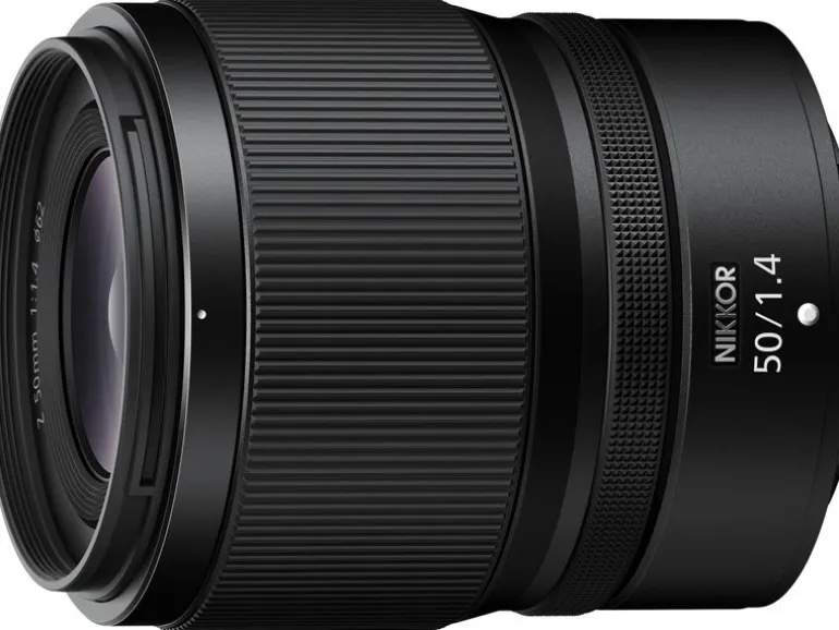 Nikon Videokamera ZR 50mm F/1.4 Kit