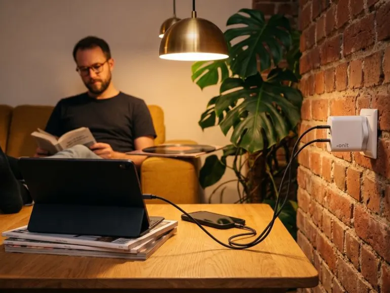 onit USB-Wandladegerät Triple 2C1A 45 W GaN Weiss