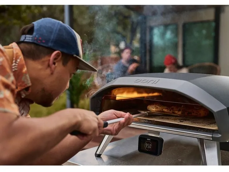 Ooni Pizza Ovens Pizzaofen Koda 2 Pro / schwarz
