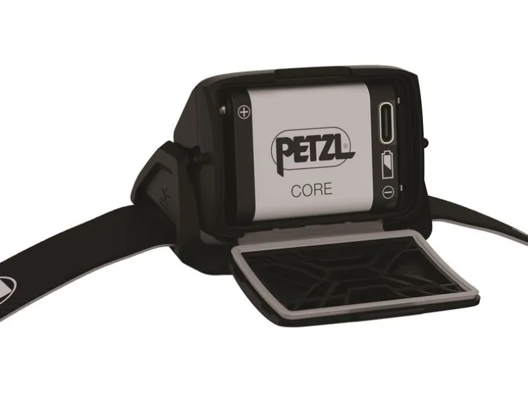 Petzl Stirnlampe Actik Core Schwarz, 625 lm