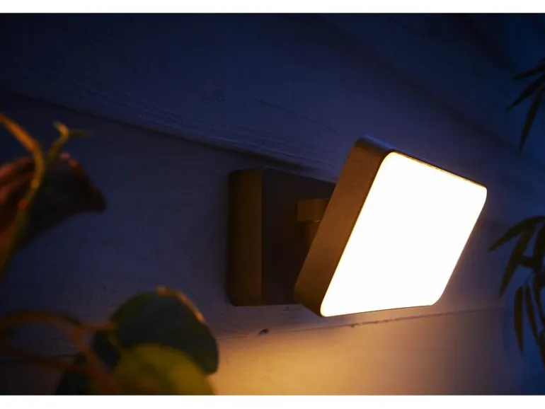 Philips Hue Aussenstrahler White Outdoor Welcome Flutlicht Schwarz