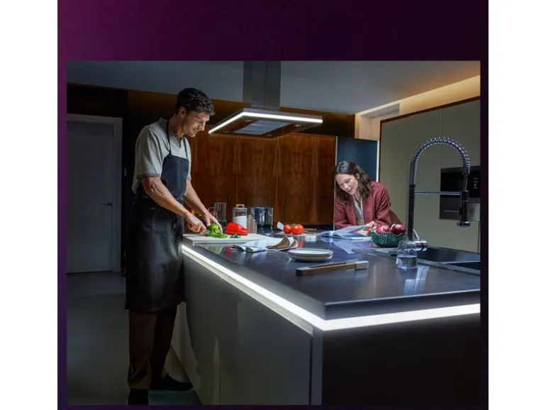 Philips Hue LED-Stripe OmniGlow Gradient 5 m