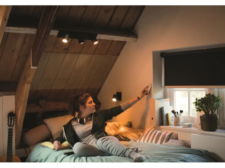 Philips Hue White Ambiance Runner Spot inkl. Dimmschalter Schwarz