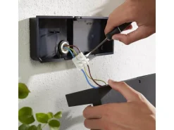Philips Hue White & Color Ambiance Outdoor Nyro Wandleuchte Schwarz