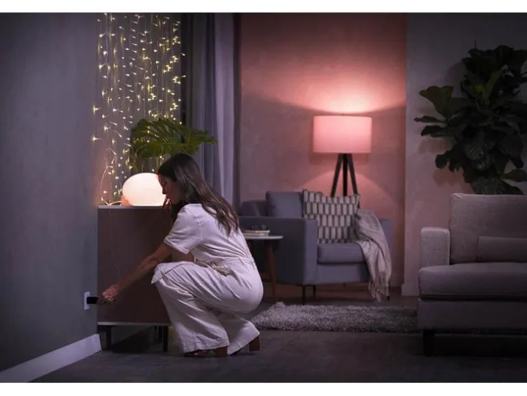 Philips Hue Zubehör Smart Plug Steckdose CH Weiss, Bluetooth