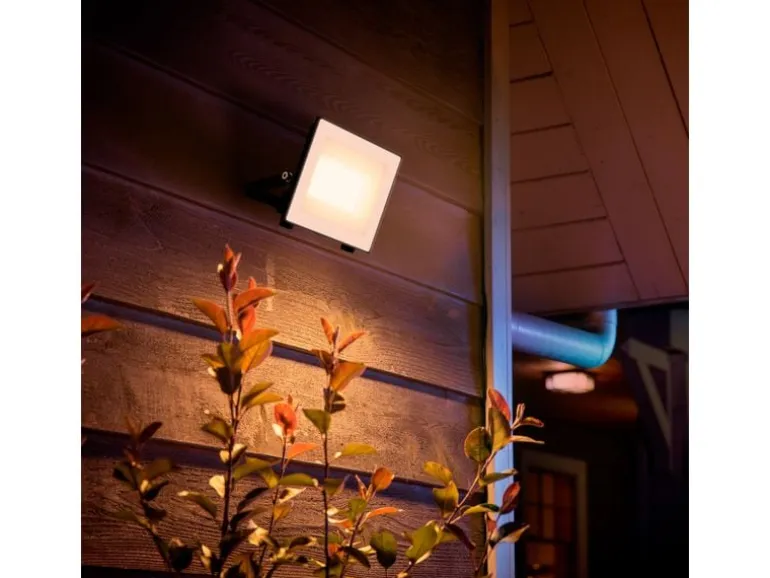 Philips Lois Ultra-Efficient-Flutlicht UE 14W 3000 K IP65 14 W
