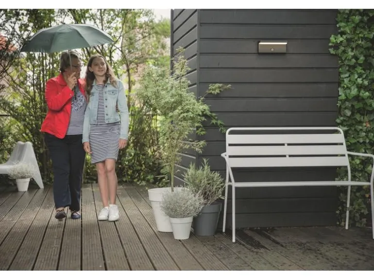 Philips myGarden Wandleuchte Bustan, 1000 lm, Anthrazit + Sensor