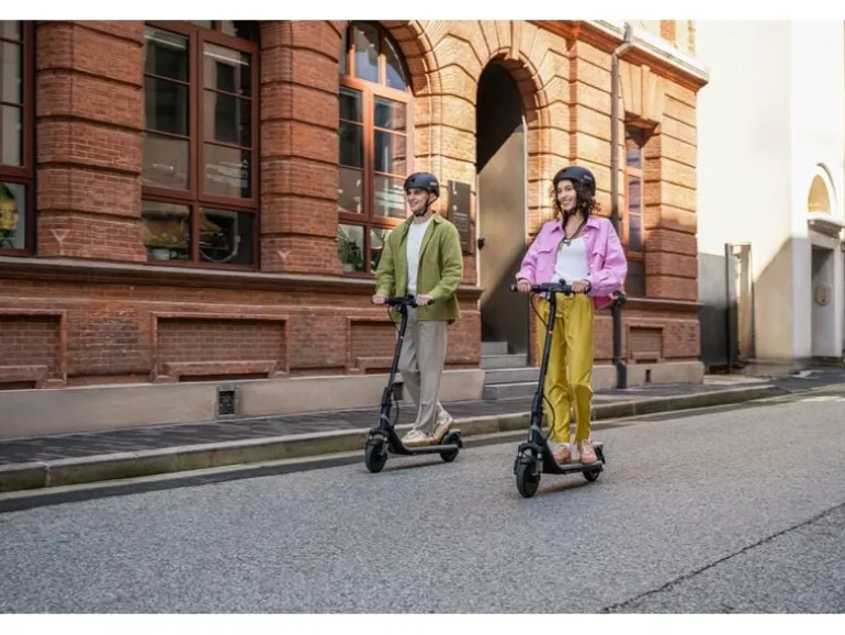 Segway-Ninebot E-Scooter E2 E II