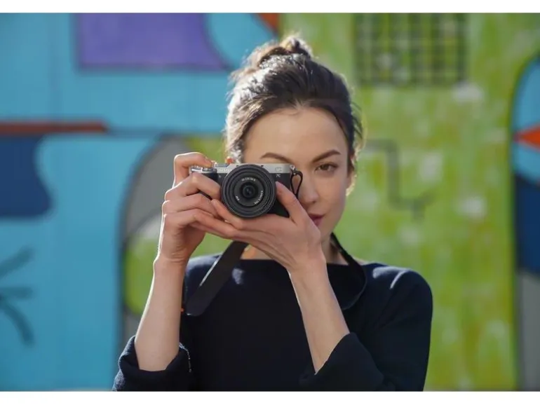 Sony Festbrennweite FE 24mm F/2.8 G – Sony E-Mount
