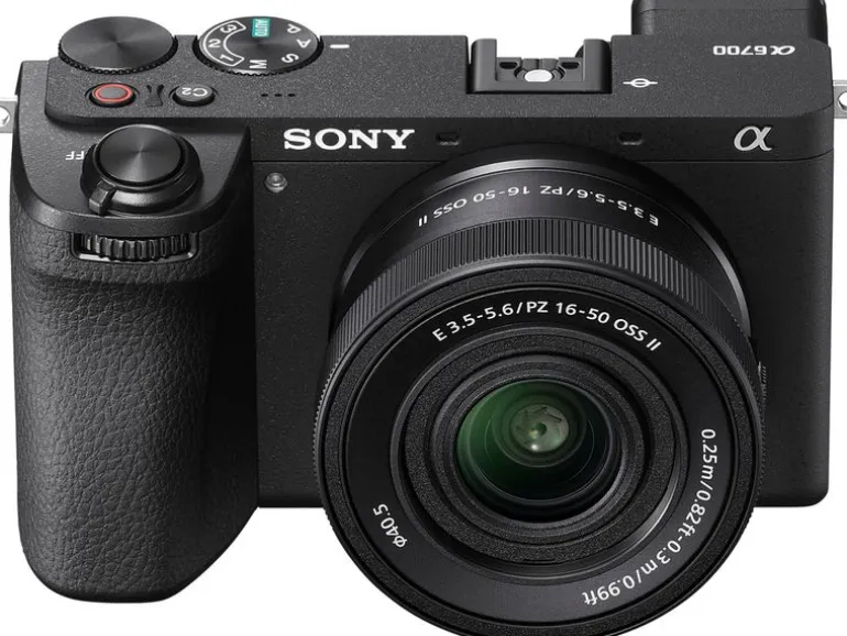 Sony Fotokamera Alpha 6700 Kit 16-50mm V2