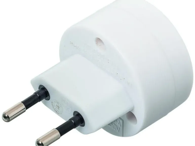 STEFFEN Reiseadapter USA – CH